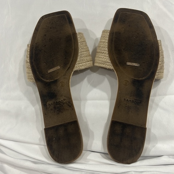 Bamboo flats - Picture 2 of 3